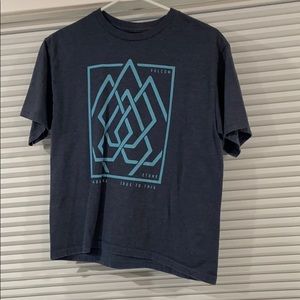 Volcom shirt